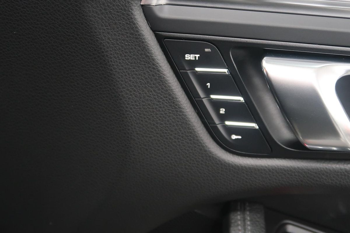 2018 Porsche Macan 95B