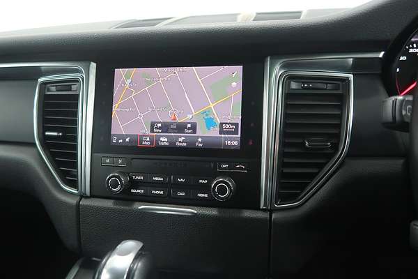 2018 Porsche Macan 95B