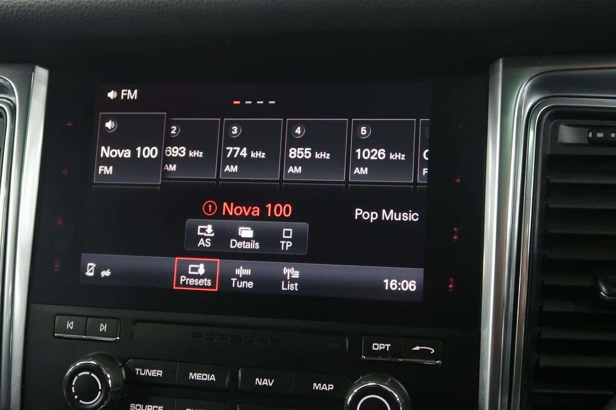 2018 Porsche Macan 95B