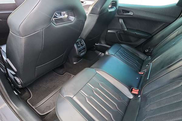 2023 CUPRA Leon VZe KL