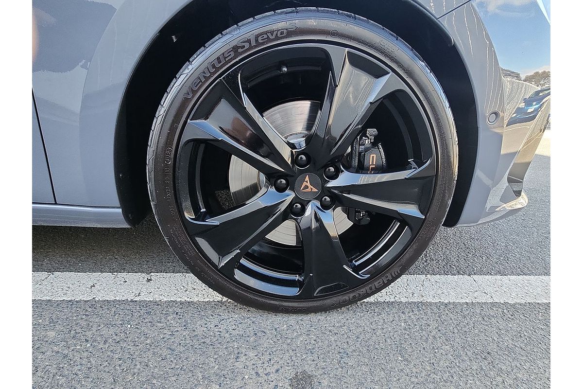 2023 CUPRA Leon VZe KL