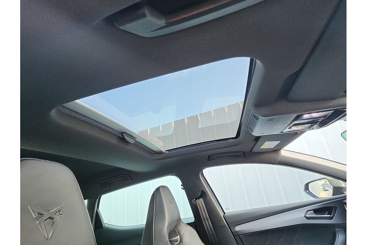 2023 CUPRA Leon VZe KL