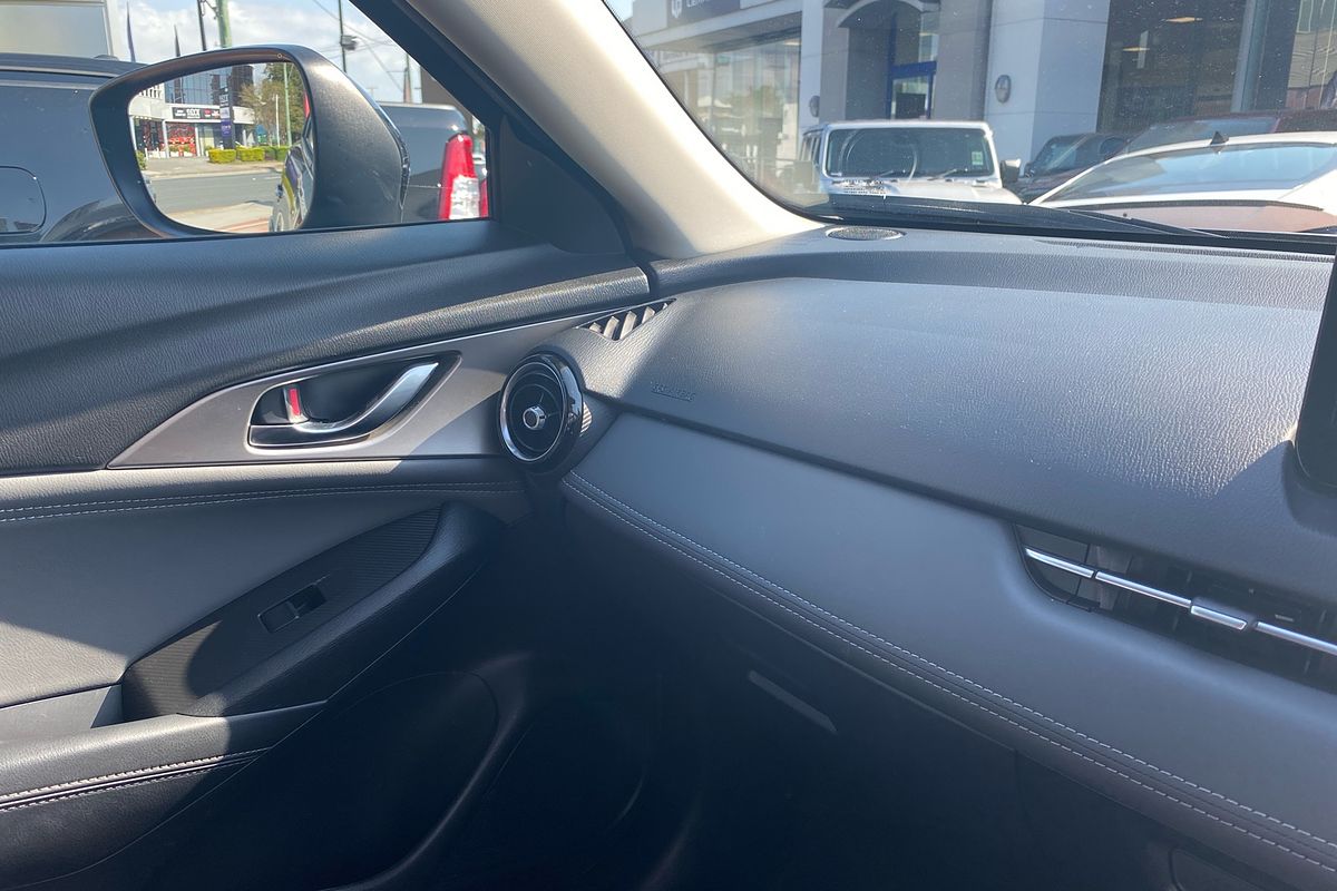 2022 Mazda CX-3 sTouring DK