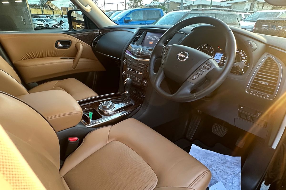 2023 Nissan Patrol Ti-L Y62
