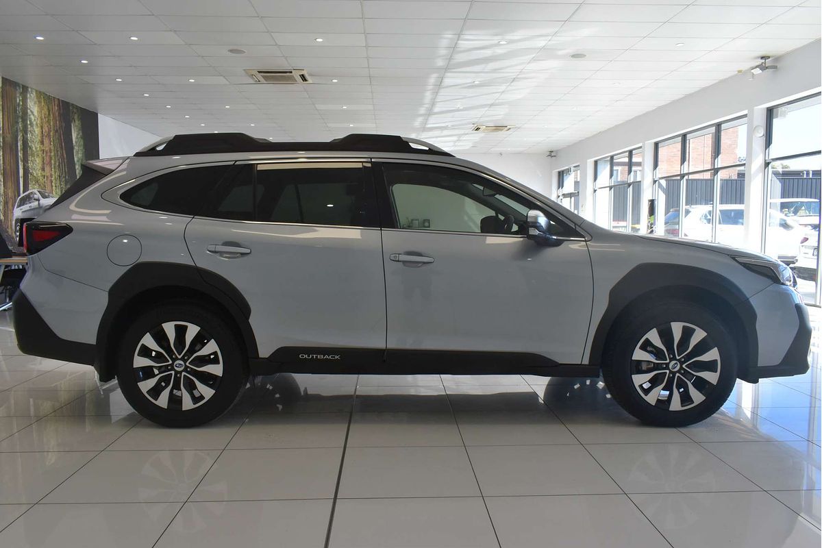 2024 Subaru Outback AWD Touring 6GEN
