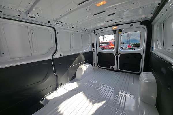 2025 Renault Trafic Pro X82 LWB Low Roof