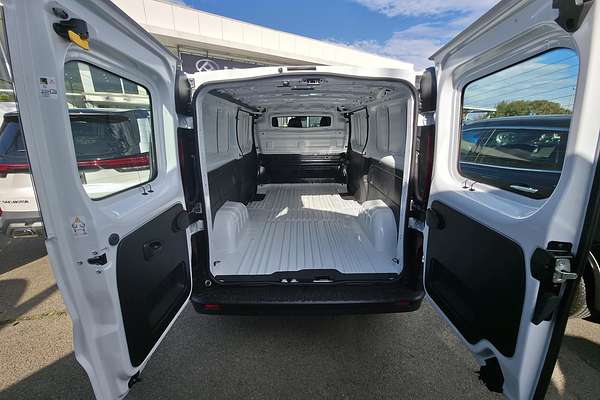 2025 Renault Trafic Pro X82 LWB Low Roof