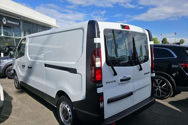 2025 Renault Trafic Pro X82 LWB Low Roof