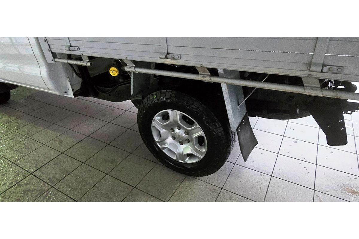 RANGER PX XL 2.2 HI-RIDER (4x2) 2.2L DT4 DIESEL TURBO F/INJ 6 SP AUTOMATIC C/CHAS 