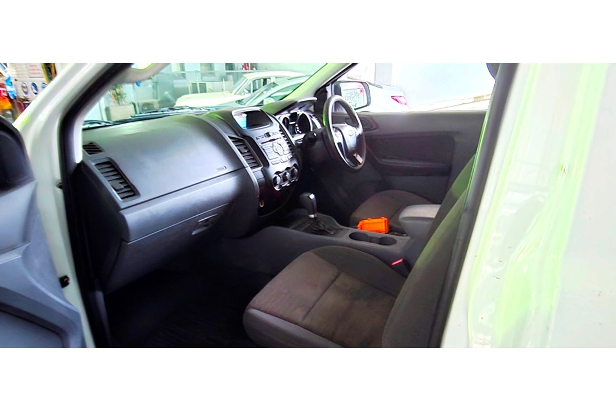 RANGER PX XL 2.2 HI-RIDER (4x2) 2.2L DT4 DIESEL TURBO F/INJ 6 SP AUTOMATIC C/CHAS 