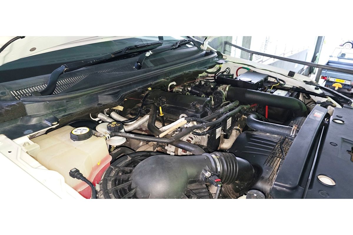 RANGER PX XL 2.2 HI-RIDER (4x2) 2.2L DT4 DIESEL TURBO F/INJ 6 SP AUTOMATIC C/CHAS 