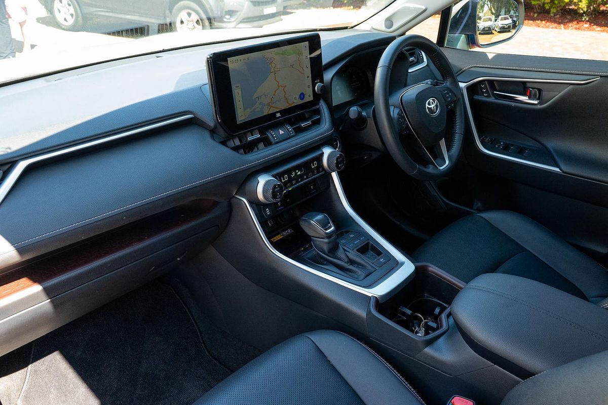 2024 Toyota RAV4 Cruiser AXAH52R