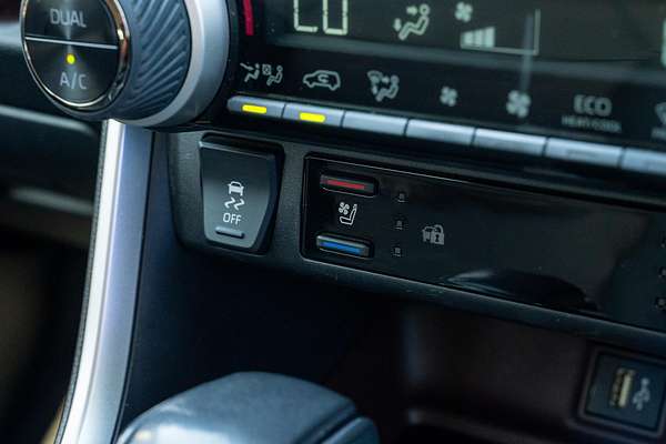 2024 Toyota RAV4 Cruiser AXAH52R