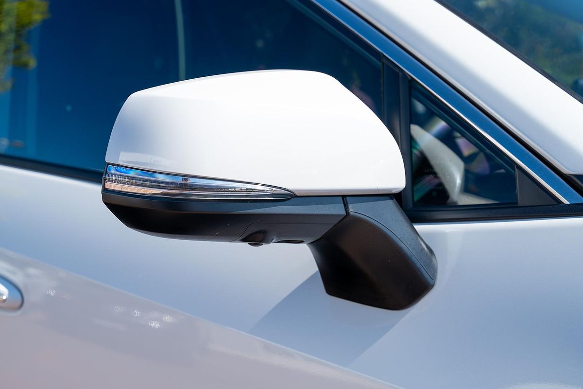 2024 Toyota RAV4 Cruiser AXAH52R