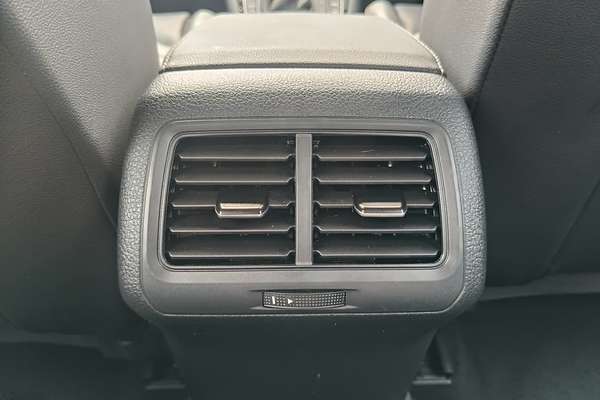 2016 Volkswagen Golf 110TSI Highline 7