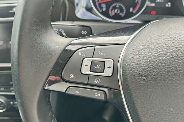 2016 Volkswagen Golf 110TSI Highline 7