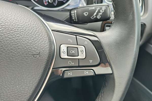 2016 Volkswagen Golf 110TSI Highline 7
