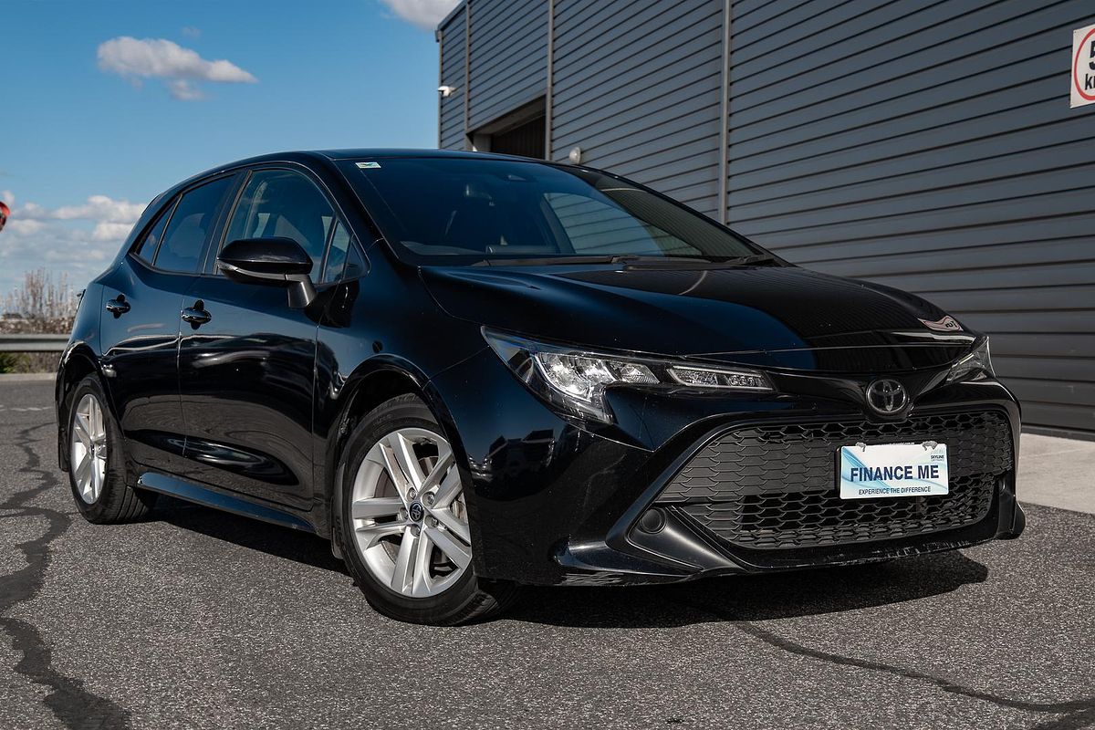 2018 Toyota Corolla Ascent Sport MZEA12R