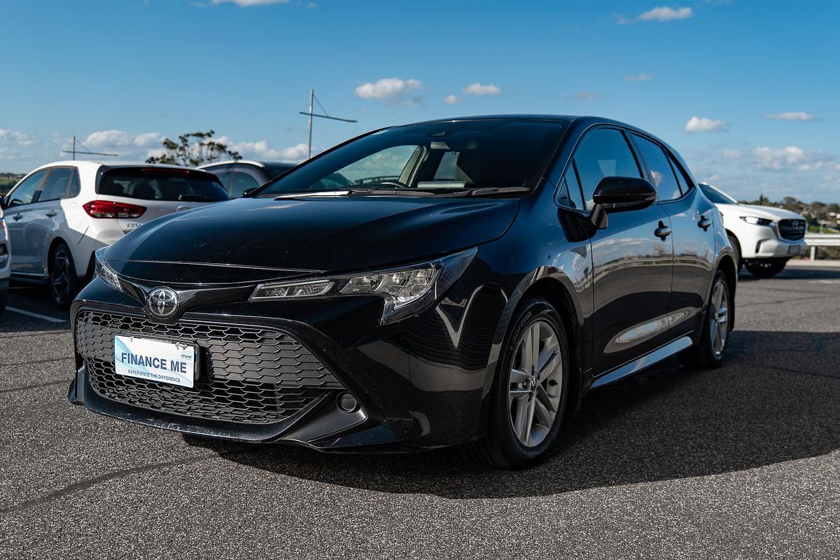 2018 Toyota Corolla Ascent Sport MZEA12R