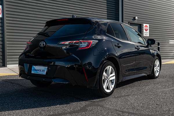 2018 Toyota Corolla Ascent Sport MZEA12R