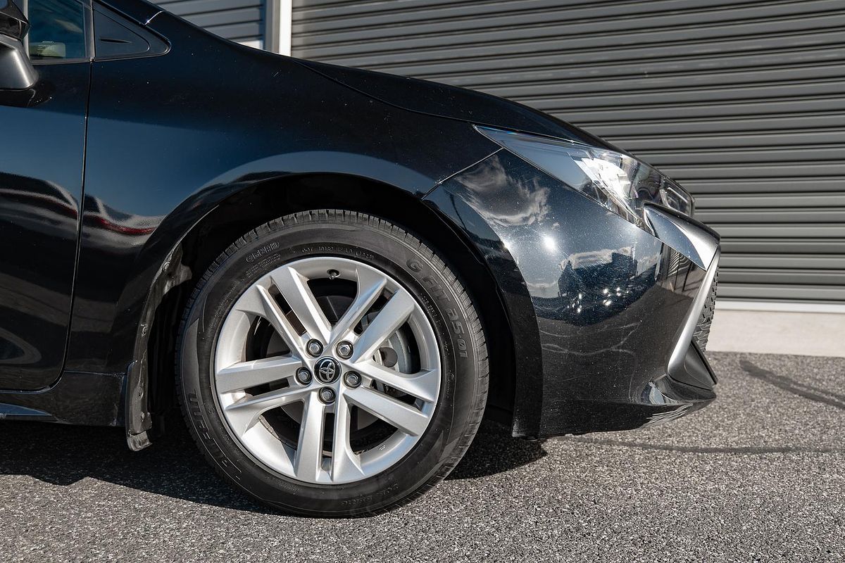 2018 Toyota Corolla Ascent Sport MZEA12R