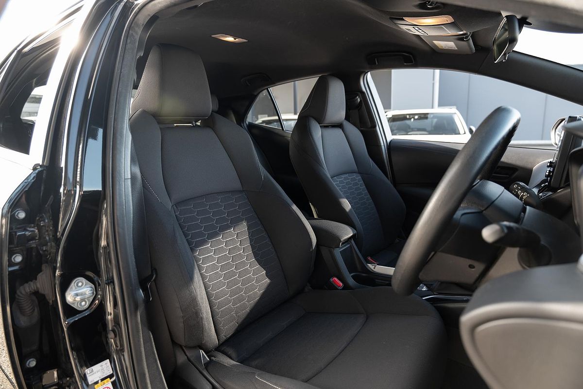 2018 Toyota Corolla Ascent Sport MZEA12R
