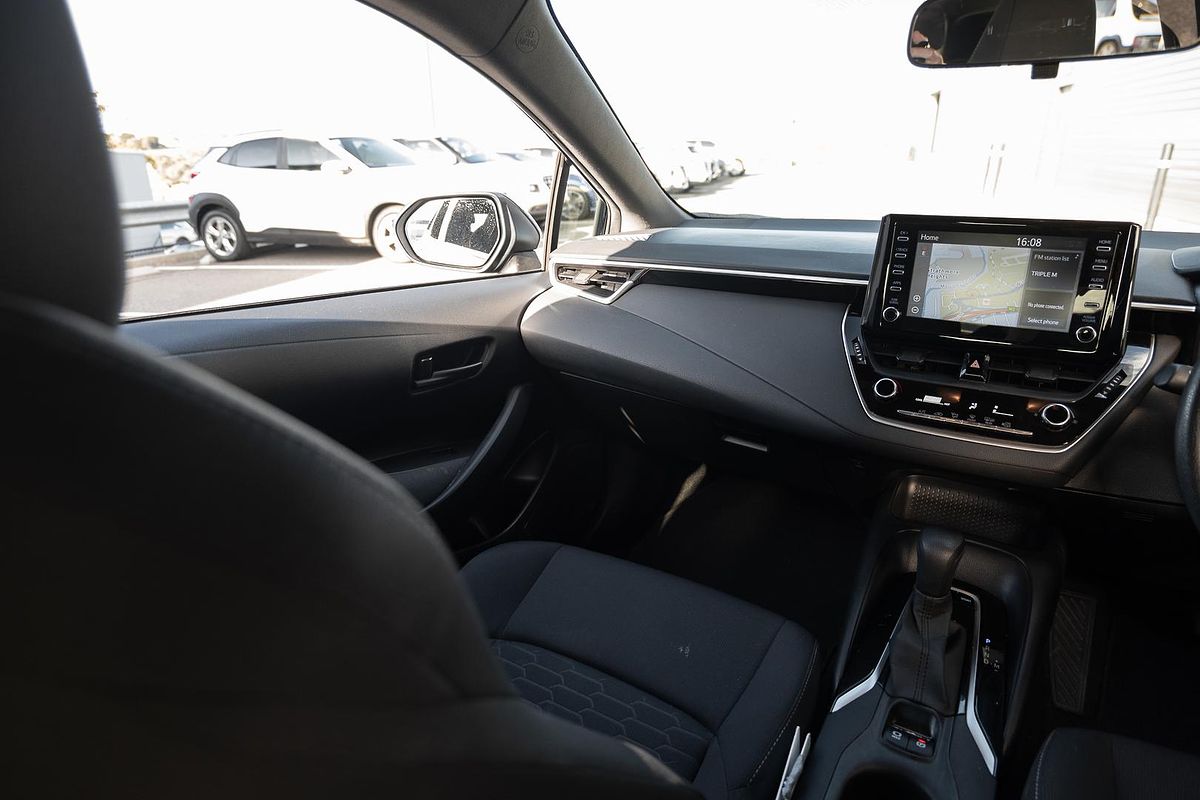 2018 Toyota Corolla Ascent Sport MZEA12R