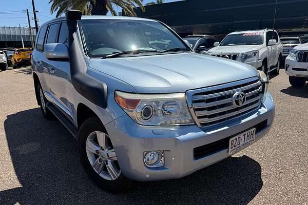 2013 Toyota Landcruiser Sahara VDJ200R