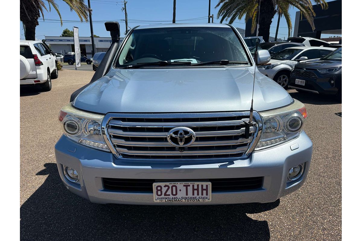 2013 Toyota Landcruiser Sahara VDJ200R