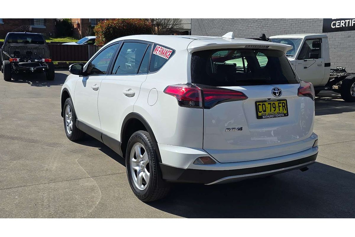 2018 Toyota RAV4 GX ZSA42R