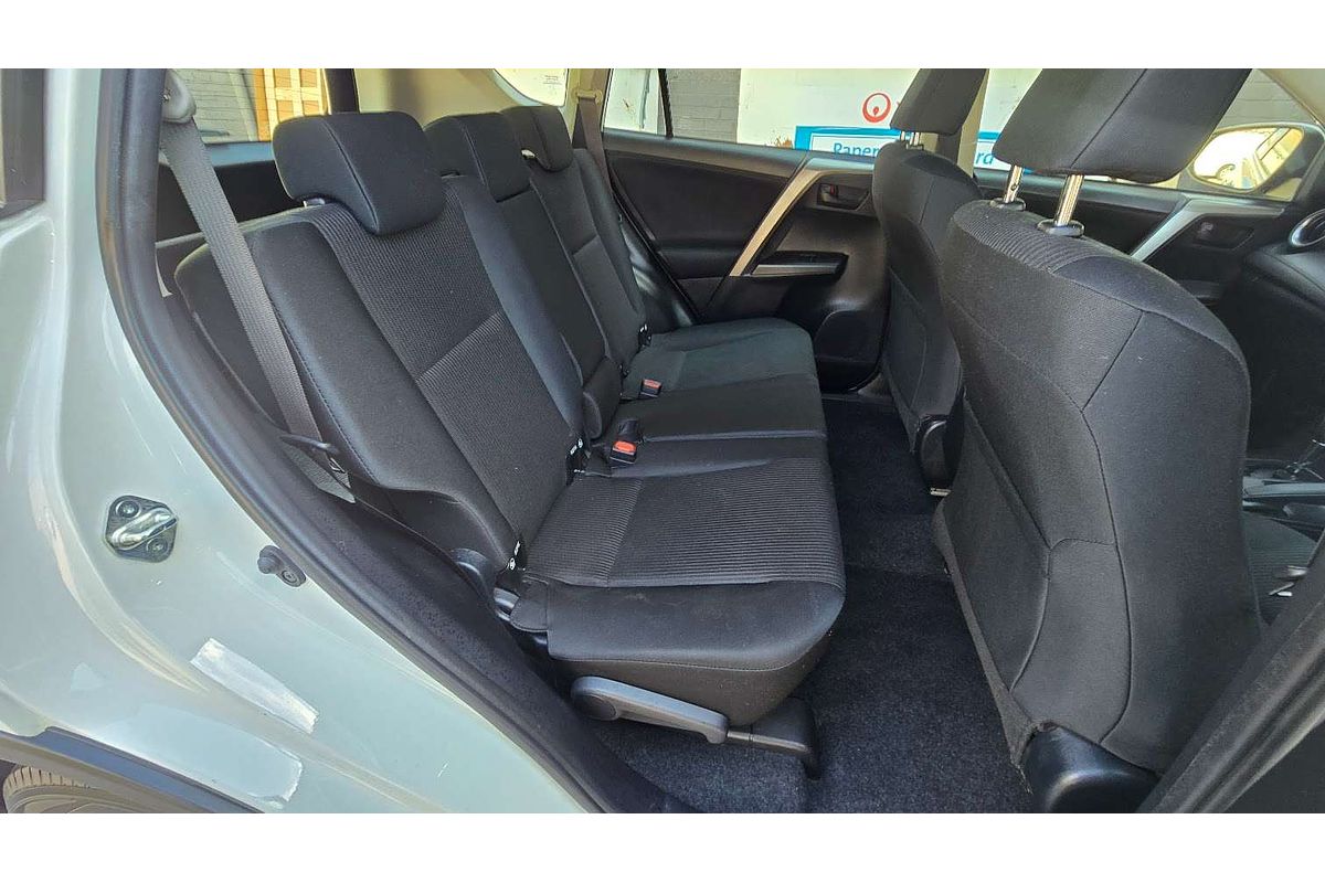 2018 Toyota RAV4 GX ZSA42R