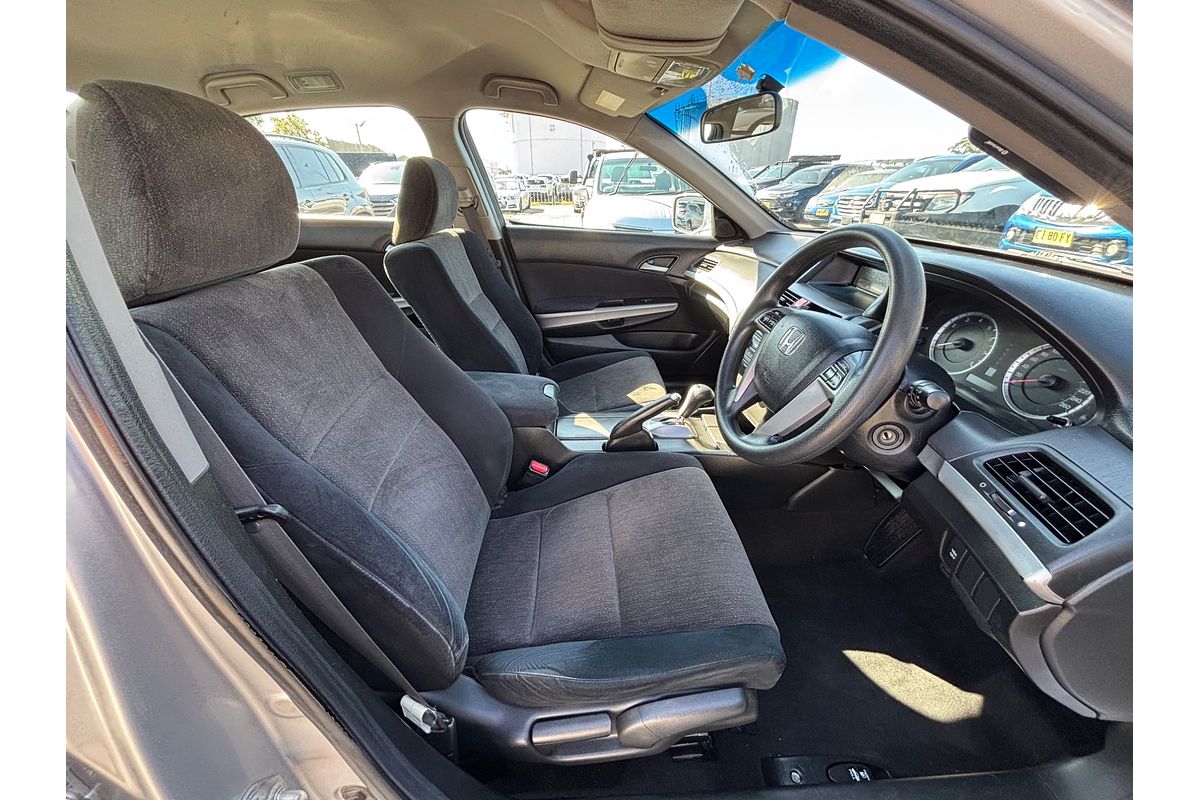 2010 Honda Accord VTi 8th Gen