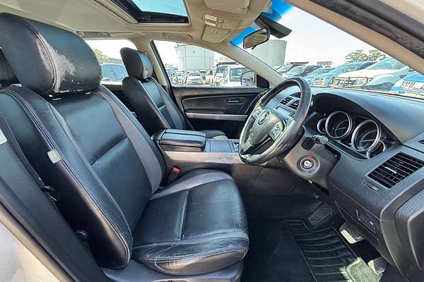 2011 Mazda CX-9 Luxury TB Series 4