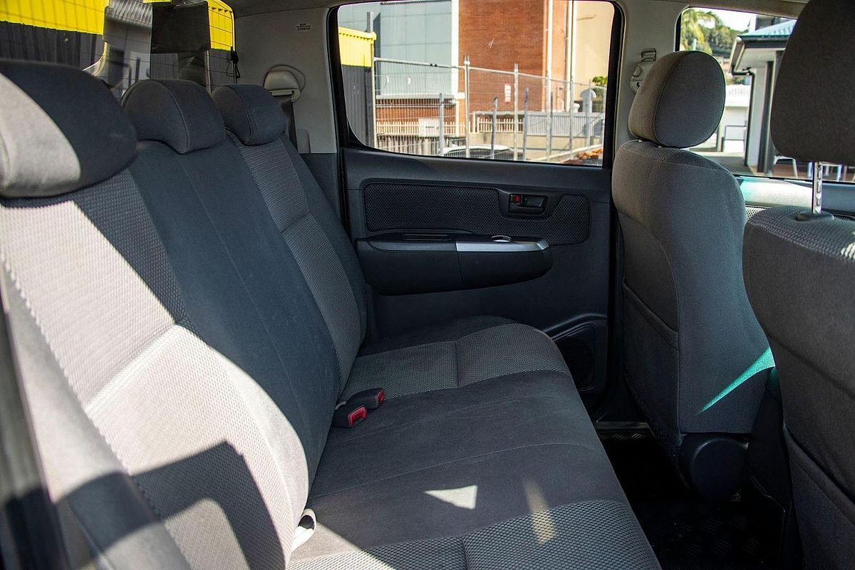 2013 Toyota Hilux SR5 KUN26R 4X4