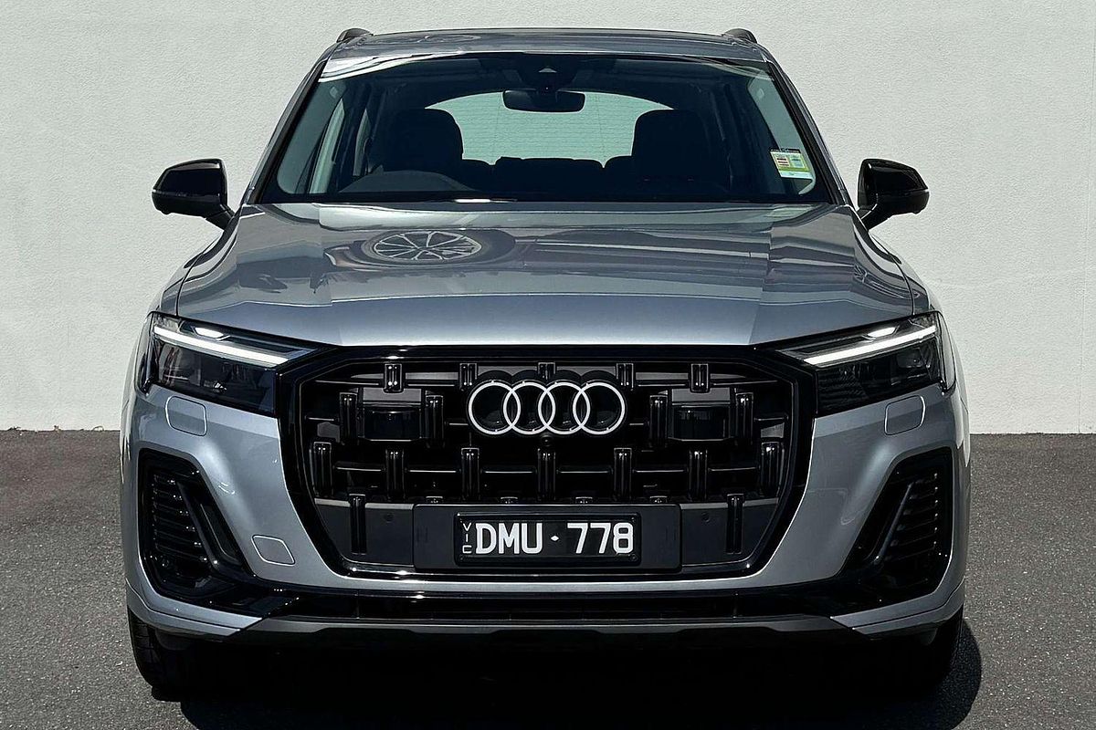 2025 Audi Q7 45 TFSI 4M
