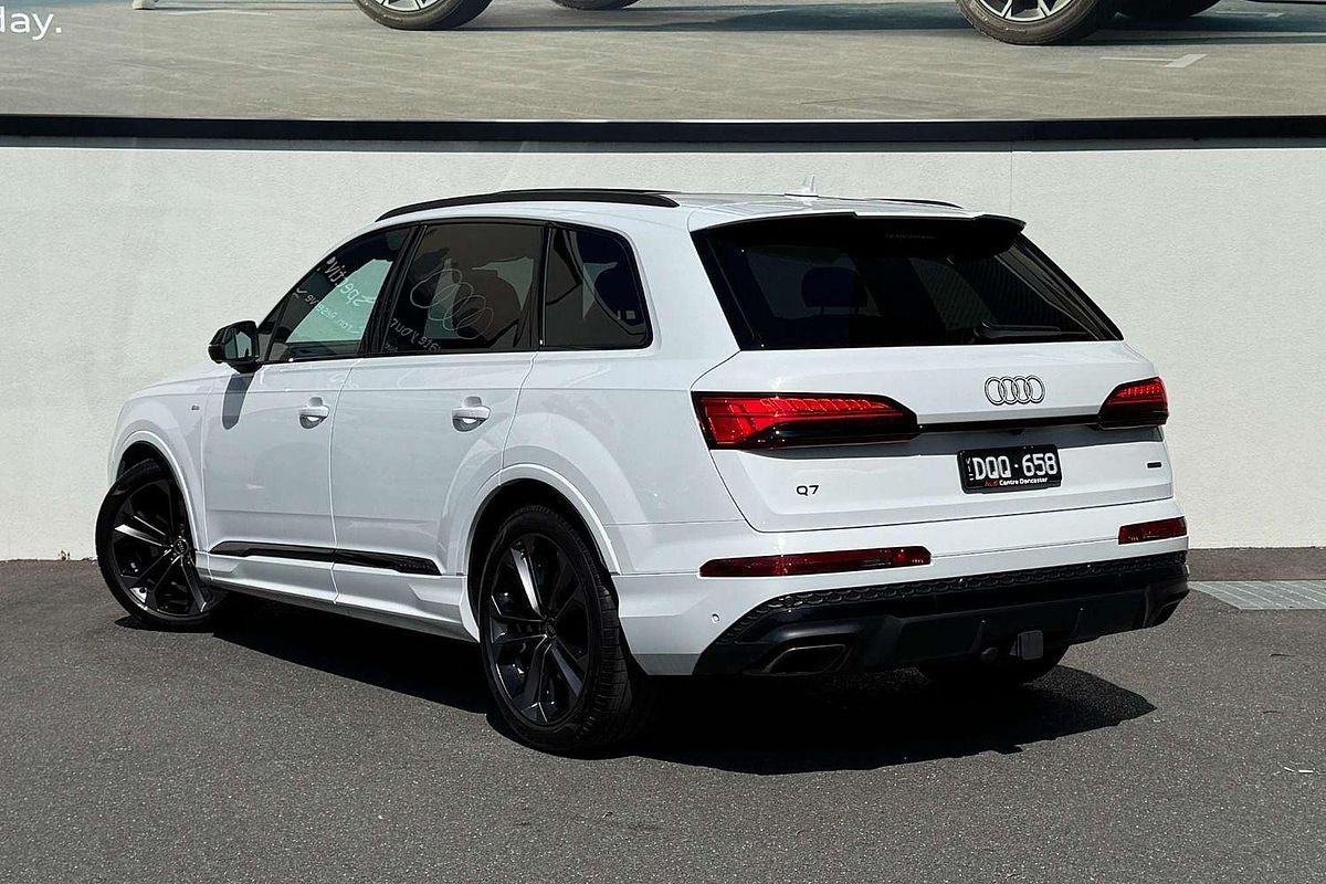 2024 Audi Q7 50 TDI S line 4M