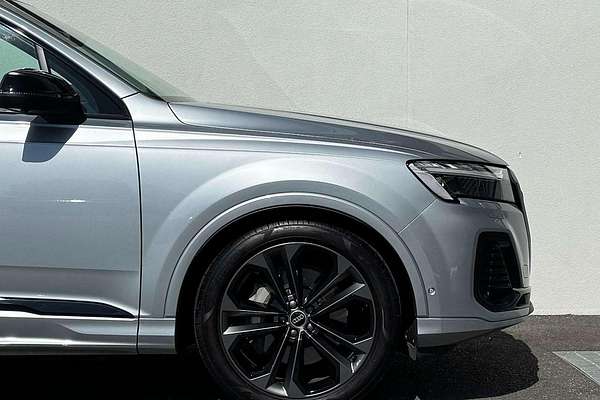 2025 Audi Q7 45 TFSI 4M