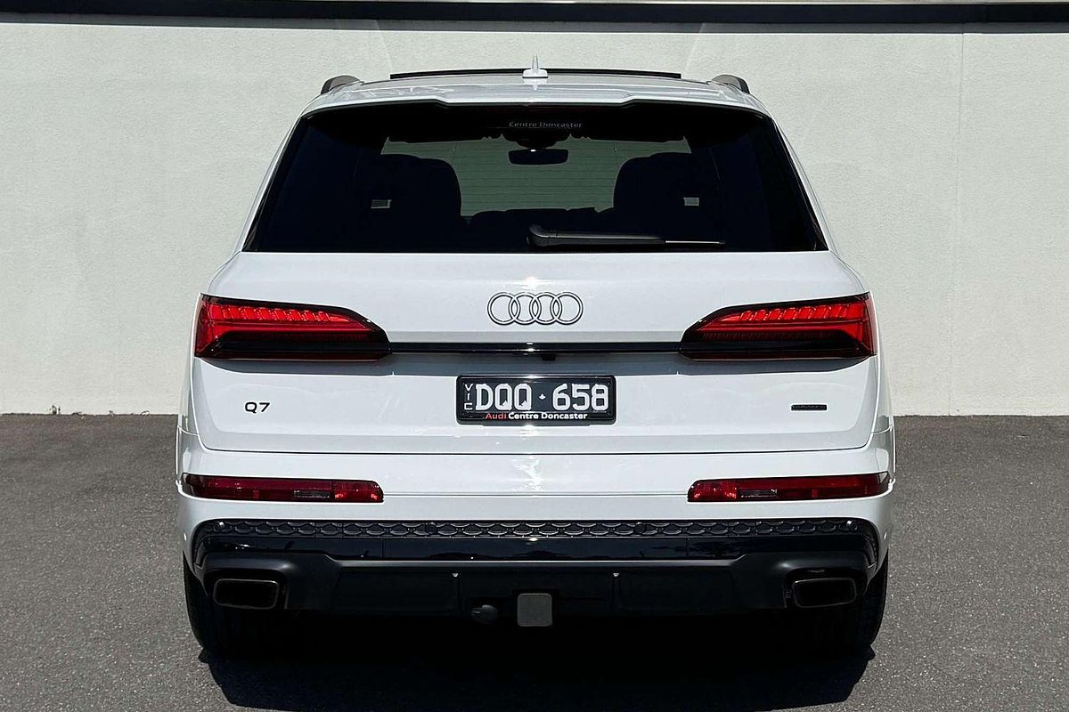 2024 Audi Q7 50 TDI S line 4M