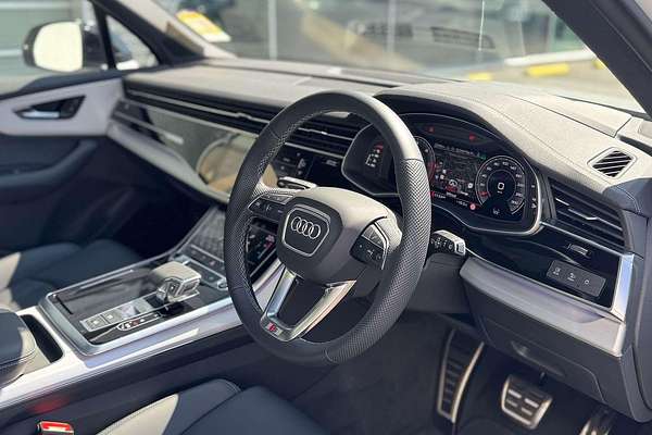 2024 Audi Q7 50 TDI S line 4M