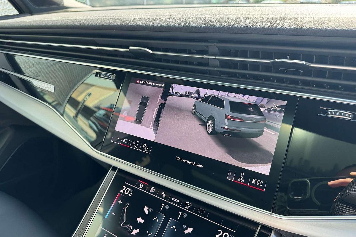 2024 Audi Q7 50 TDI S line 4M