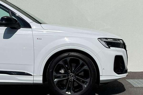 2024 Audi Q7 50 TDI S line 4M