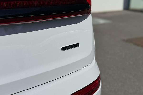 2024 Audi Q7 50 TDI S line 4M