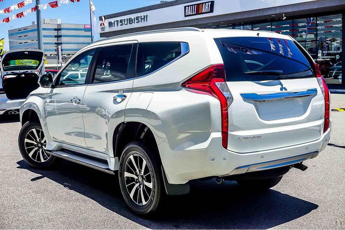 2017 Mitsubishi Pajero Sport Exceed QE