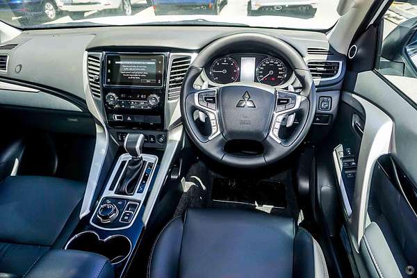 2017 Mitsubishi Pajero Sport Exceed QE