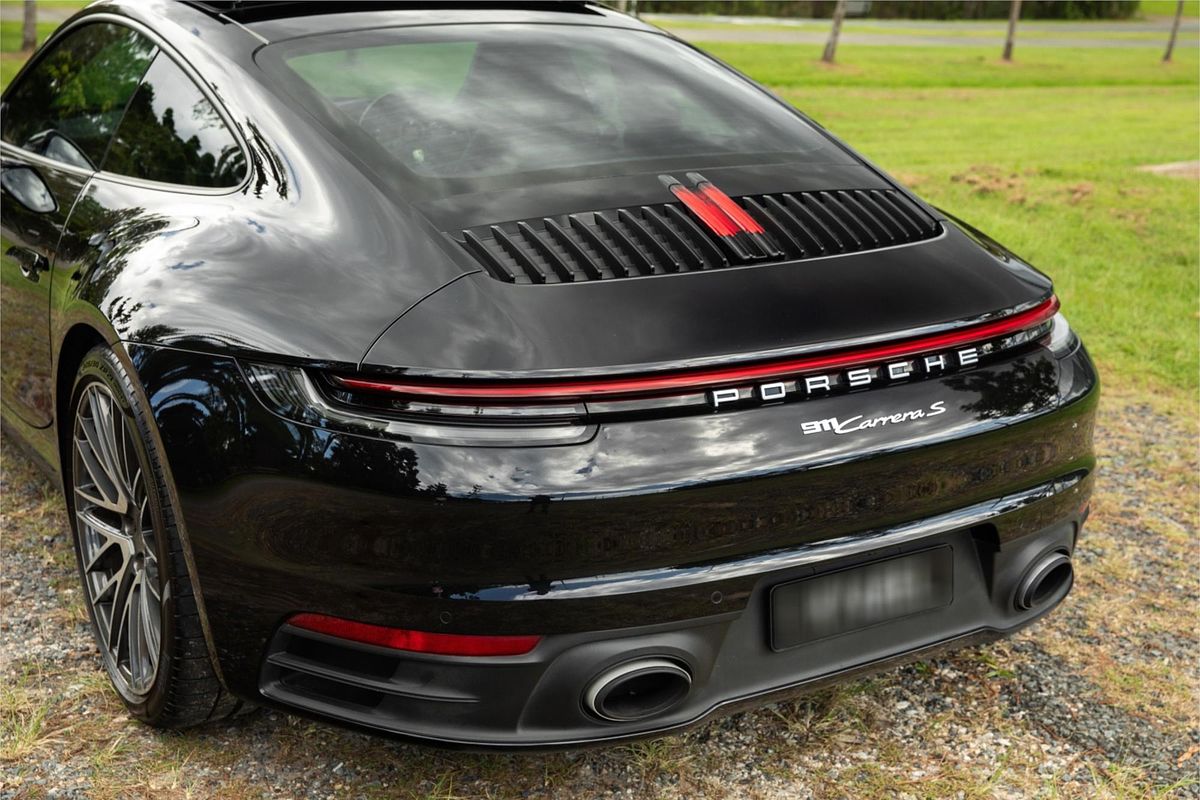 2022 Porsche 911 Carrera S 992