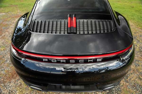 2022 Porsche 911 Carrera S 992