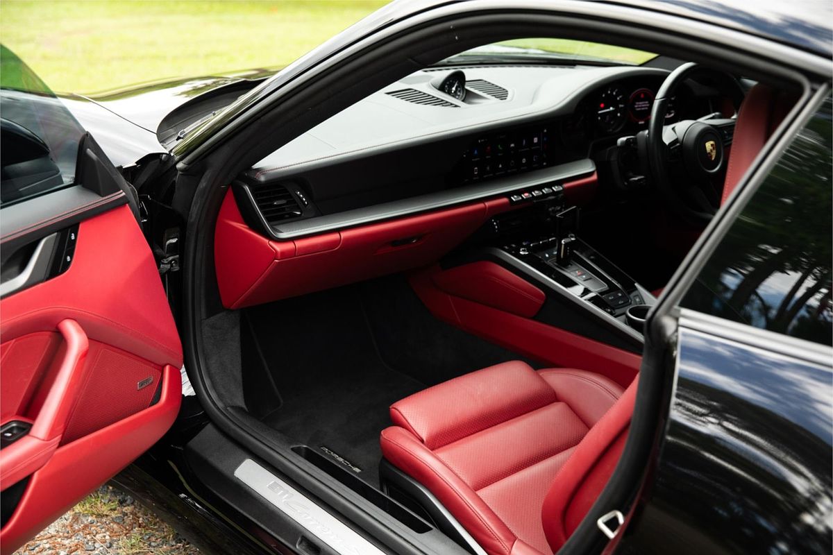 2022 Porsche 911 Carrera S 992