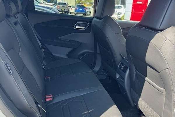 2025 Nissan QASHQAI N-DESIGN e-POWER J12