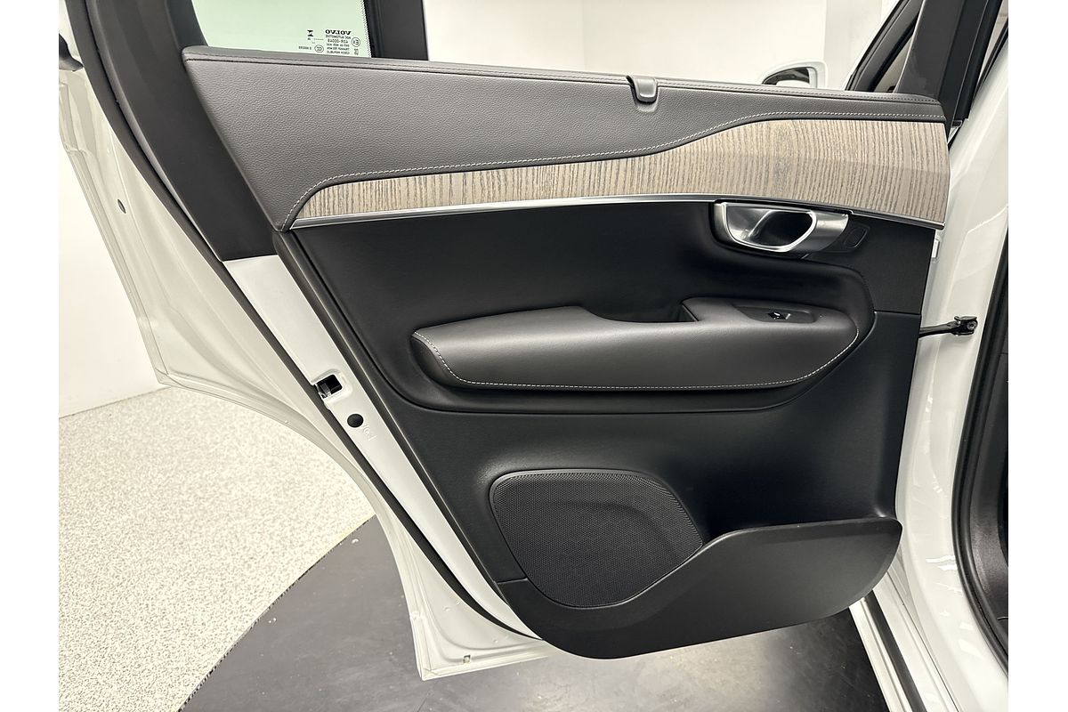 2024 Volvo XC90 Ultimate B6 Bright