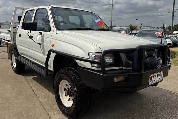 2003 Toyota Hilux VZN167R 4X4